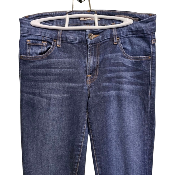 #240 Women's Guess Curvy Sophia Skinny Jeans - Picture 6 of 10